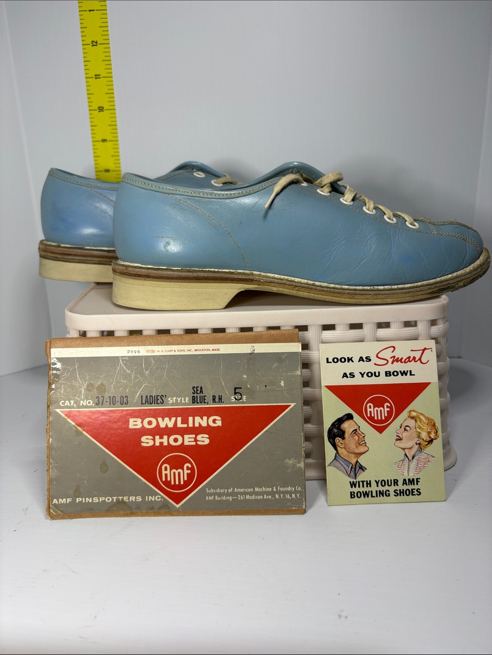1950’s Ladies' Blue Bowling Shoes - Vintage size 5. Box 27